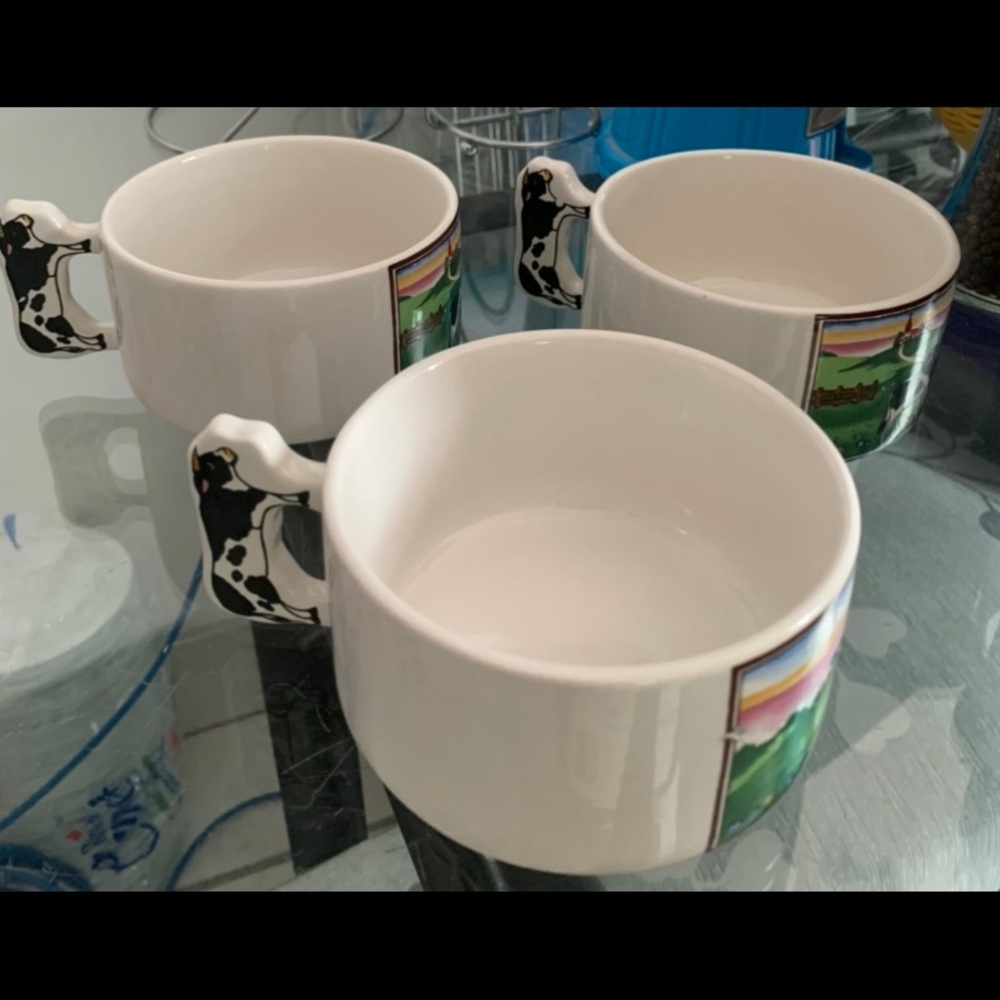 Cow Mug Set - Picture 2 of 4
